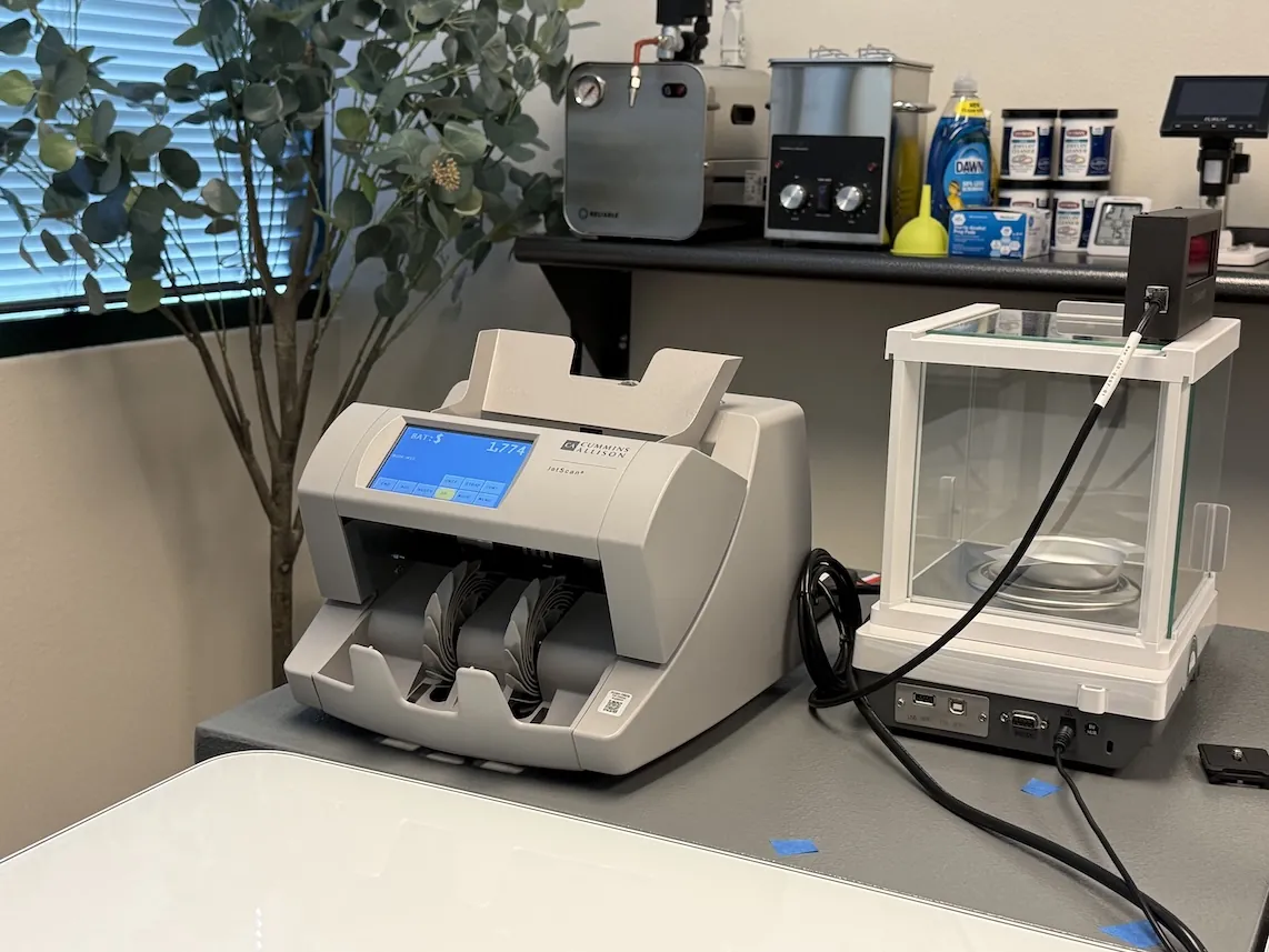 Cash counting equipment